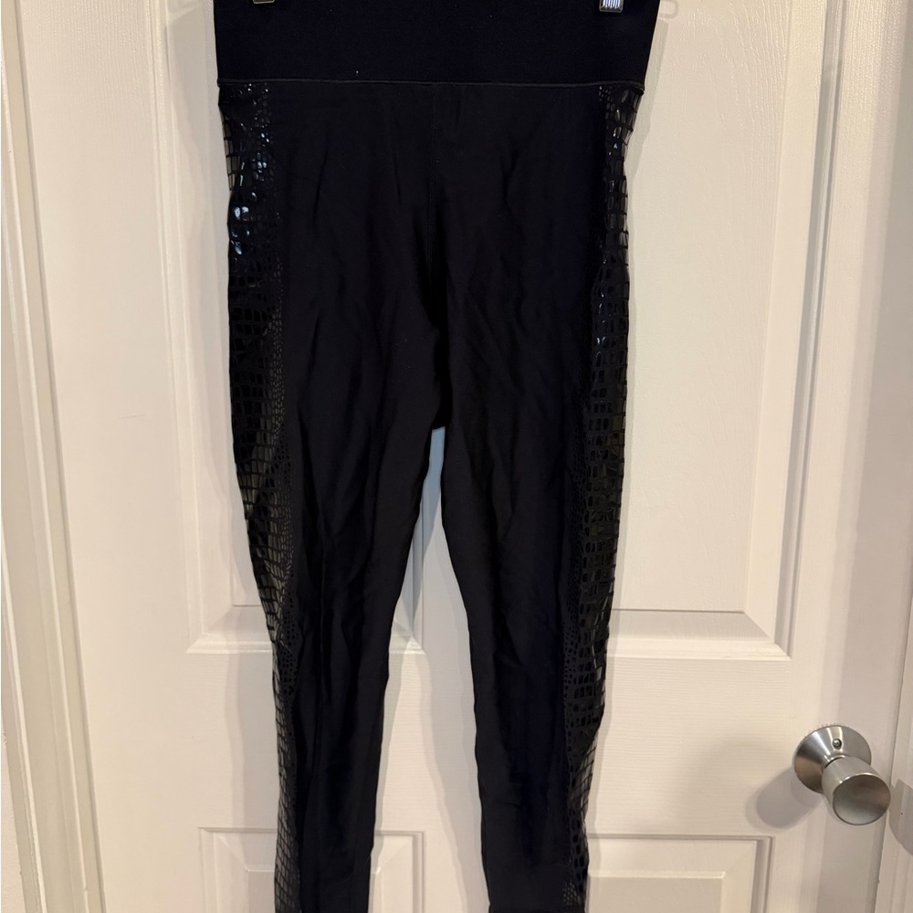 Ultracor Black Leggings with Subtle Shine